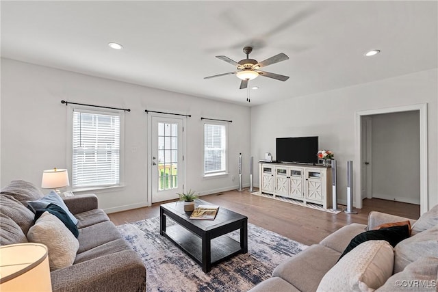 9382 Marne Ct, Mechanicsville, VA 23116 - living room with healthy amount of natural light, a ceiling fan, baseboards, wood finished floors, and recessed lighting