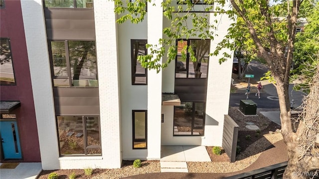 2303 Apple Aly, Richmond, VA 23220 - doorway to property featuring brick siding