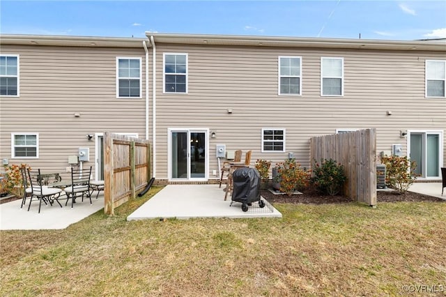 4334 Kidsgrove Rd, Henrico, VA 23231 - rear view of house with a patio