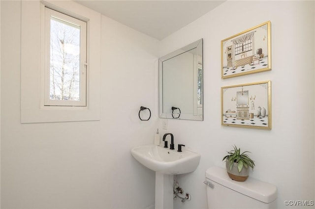bathroom featuring toilet