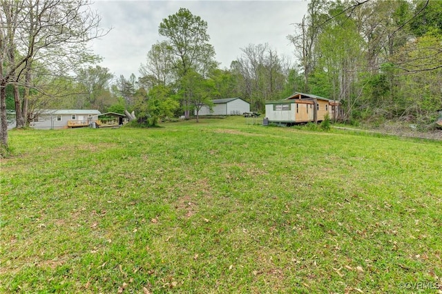343 Liberty Rd, Buckingham, VA 23123 - view of green lawn