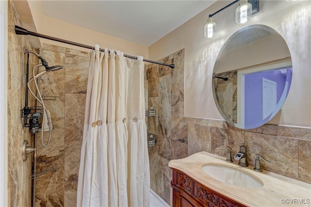 343 Liberty Rd, Buckingham, VA 23123 - full bathroom featuring a tile shower and vanity