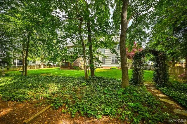 view of yard featuring fence