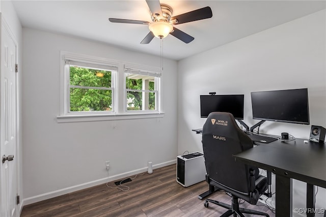 office area with baseboards, a ceiling fan, and wood finished floors