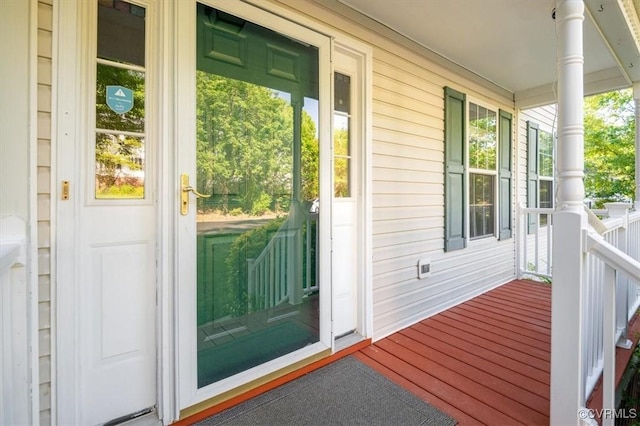 property entrance with a porch