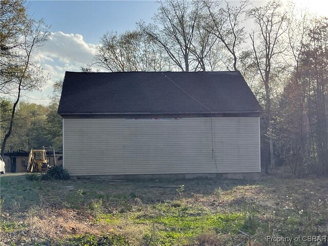 view of outdoor structure