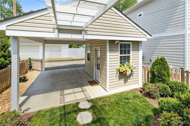 4708 Hanover Ave, Richmond, VA 23226 - view of outbuilding featuring fence and an outbuilding