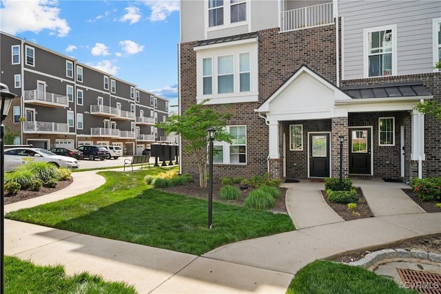 exterior space with a yard