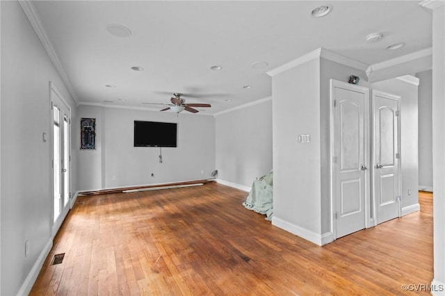 unfurnished living room featuring ceiling fan, wood-type flooring, baseboards, ornamental molding, and recessed lighting