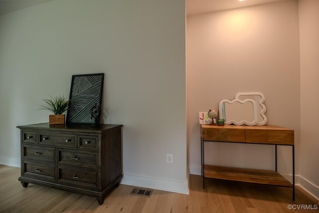 4629 Butte Rd, Richmond, VA 23235 - detailed view of baseboards and wood finished floors