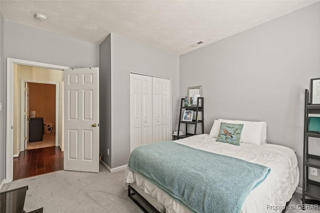 921 Hanson Dr, Newport News, VA 23602 - carpeted bedroom featuring baseboards, a closet, and visible vents