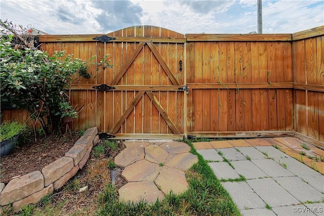 4716 Fulton St, Richmond, VA 23231 - gate featuring fence