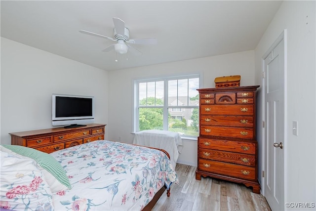 4716 Fulton St, Richmond, VA 23231 - bedroom featuring light wood finished floors and ceiling fan