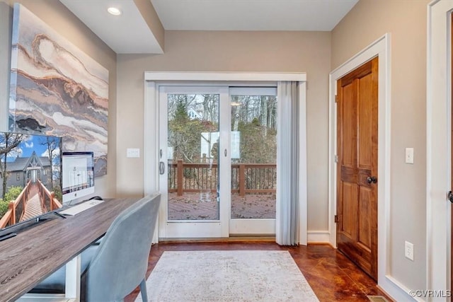 380 Blackrock Cir, Wintergreen, VA 22967 - office space featuring baseboards