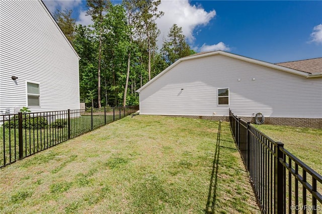 7585 Sedge Dr, New Kent, VA 23124 - view of fenced backyard