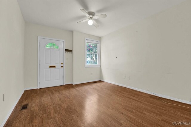 2111 Maplewood Ave, Richmond, VA 23220 - entrance foyer with a ceiling fan, baseboards, visible vents, and wood finished floors
