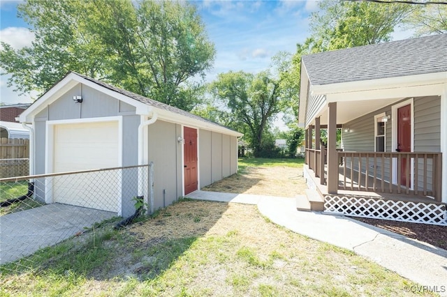 1701 Arlington Rd, Hopewell, VA 23860 - exterior space with a porch and fence