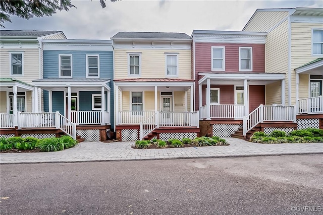 605 Spring St Unit P, Richmond, VA 23220 - view of property featuring a porch