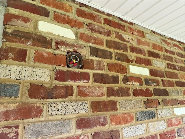 view of exterior details