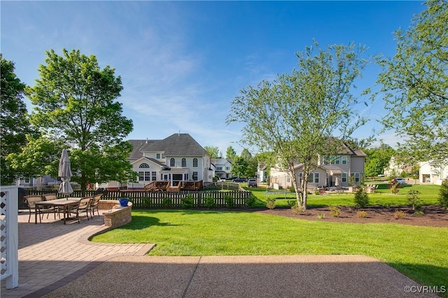 view of home's community featuring a patio area and a residential view