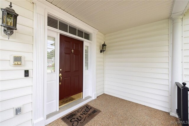 property entrance with a porch