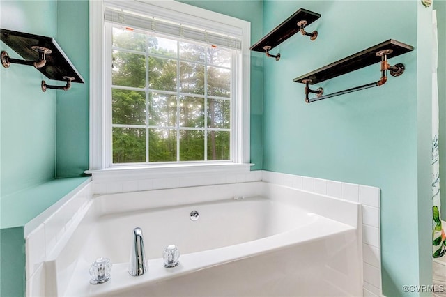 251 Ivy Glen Ln, Bumpass, VA 23024 - full bathroom featuring a garden tub