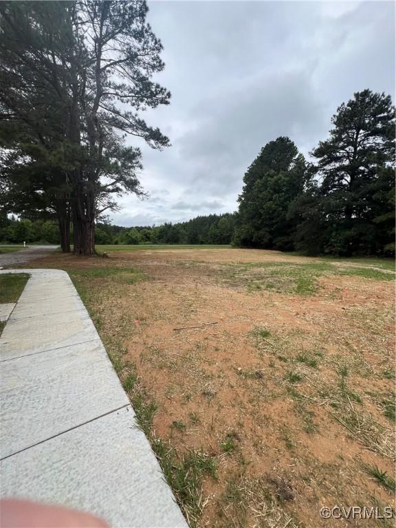 1506 Old Poole Rd, Alberta, VA 23821 - view of yard