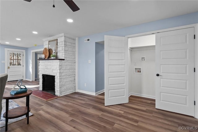 13130 The Glebe Ln, Charles City, VA 23030 - living area with a ceiling fan, baseboards, wood finished floors, and recessed lighting