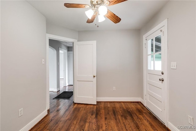 2704 Carlisle Ave, Henrico, VA 23231 - spare room with dark wood-style flooring, baseboards, and a ceiling fan