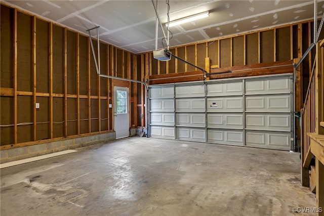 4221 Hunter Green Ct, Henrico, VA 23294 - garage featuring a garage door opener
