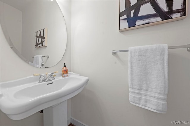 11324 Regalia Dr, Chesterfield, VA 23838 - bathroom with a sink