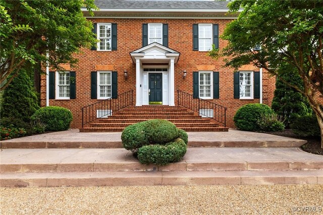 11458 Barrington Bridge Ct, Henrico, VA 23233 - colonial-style house featuring brick siding