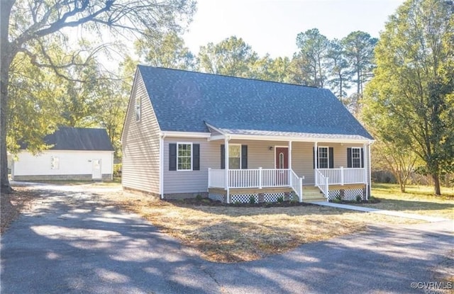 3704 Burnham Dr, Hopewell, VA 23860 - view of front of home with a porch, asphalt driveway, and roof with shingles