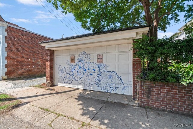 3201 Kensington Ave, Richmond, VA 23221 - view of detached garage