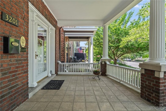 3201 Kensington Ave, Richmond, VA 23221 - view of patio with covered porch