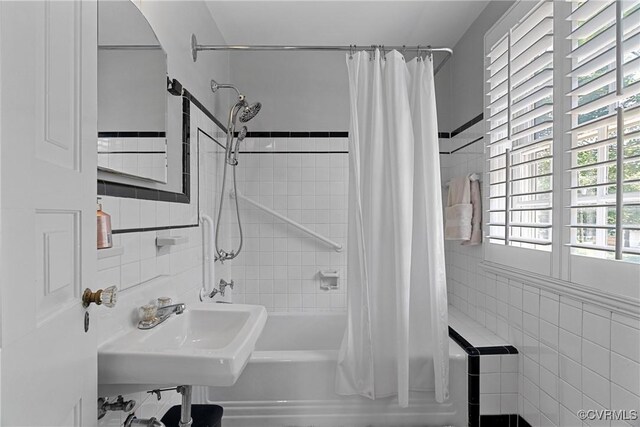 204 College Ave, Ashland, VA 23005 - full bath with tile walls and shower / bath combo with shower curtain