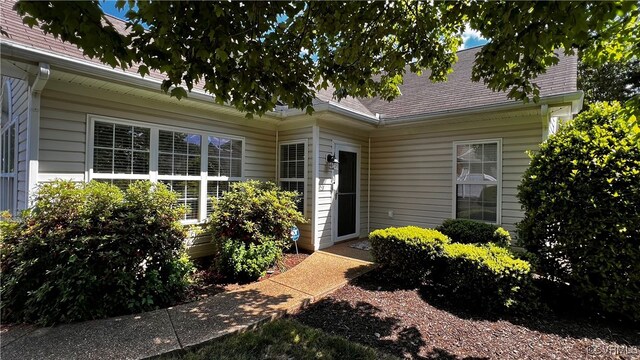 7211 Norwood Pond Ct, Midlothian, VA 23112 - view of property entrance