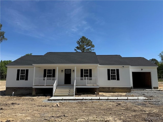 17420 Wedgewood Dr, Lanexa, VA 23089 - view of front of house with a porch, an attached garage, crawl space, and a shingled roof
