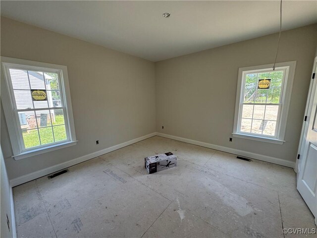 17410 Wedgewood Dr, Lanexa, VA 23089 - spare room with baseboards