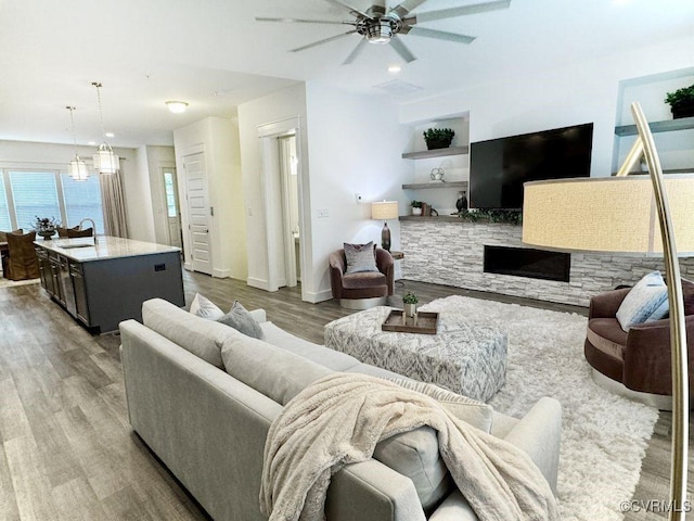 5112 Old Main St, Henrico, VA 23231 - living room featuring wood finished floors, a ceiling fan, and baseboards