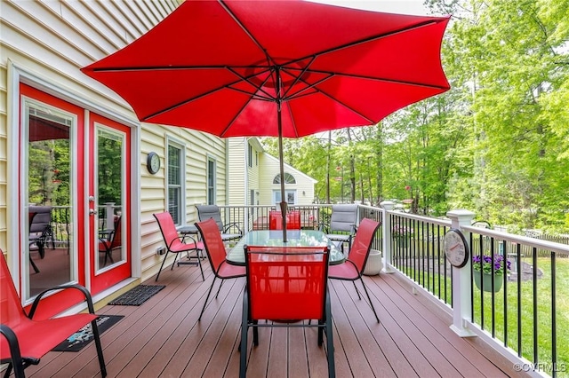 4606 Oak Hollow Rd, Chester, VA 23831 - wooden deck featuring outdoor dining area