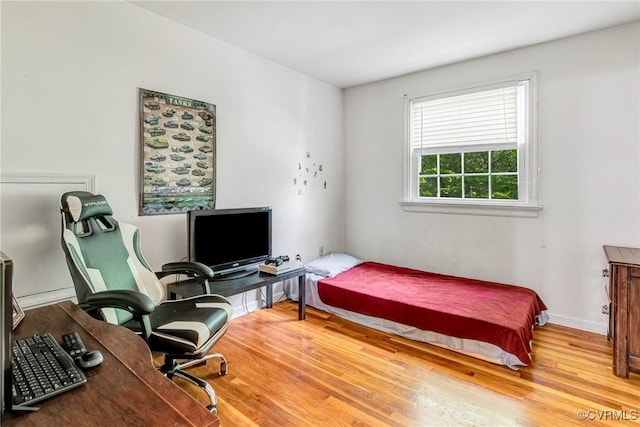 9301 Carlway Ct, Henrico, VA 23228 - bedroom featuring wood finished floors, a desk, and baseboards