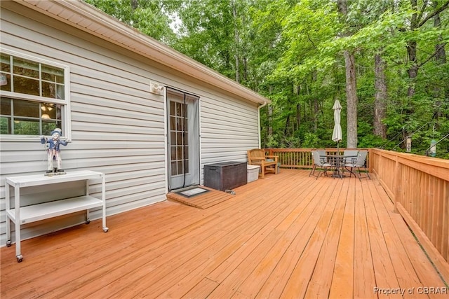 10402 Freewelcome Ln, Gloucester, VA 23050 - deck with outdoor dining area