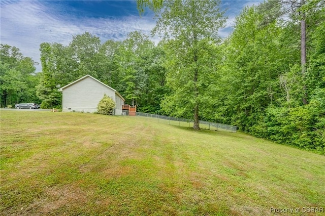 10402 Freewelcome Ln, Gloucester, VA 23050 - view of yard