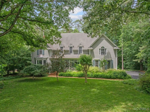 5904 Fox Crest Pl, Midlothian, VA 23112 - view of front facade featuring a front lawn