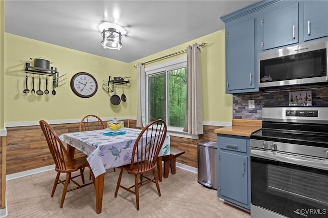 2465 W Deerpath Dr, Powhatan, VA 23139 - dining space with wainscoting