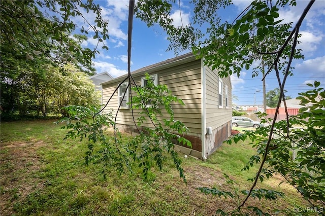 25 Cherry St, Petersburg, VA 23803 - view of side of property