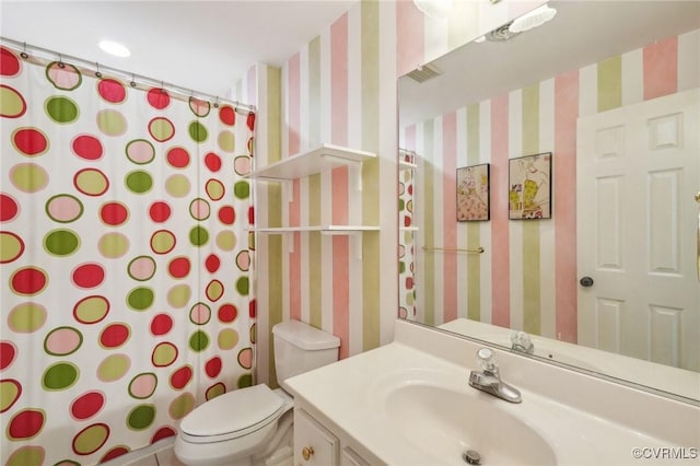 9226 Shelton Pointe Dr, Mechanicsville, VA 23116 - bathroom with wallpapered walls, vanity, toilet, and a shower with shower curtain