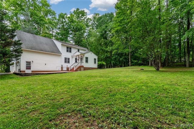 9865 Knobs Hill Ln, Amelia, VA 23002 - view of grassy yard with a deck