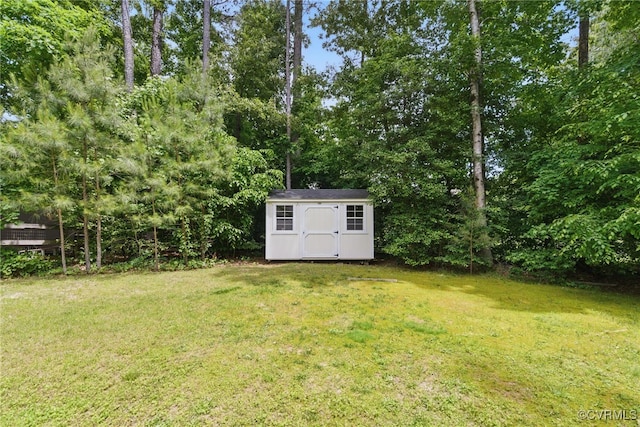 10335 Deerlake Dr, New Kent, VA 23124 - view of green lawn